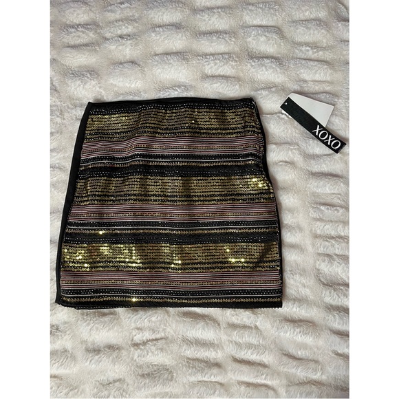NWT XOXO Sequin Mini Skirt - Picture 2 of 5
